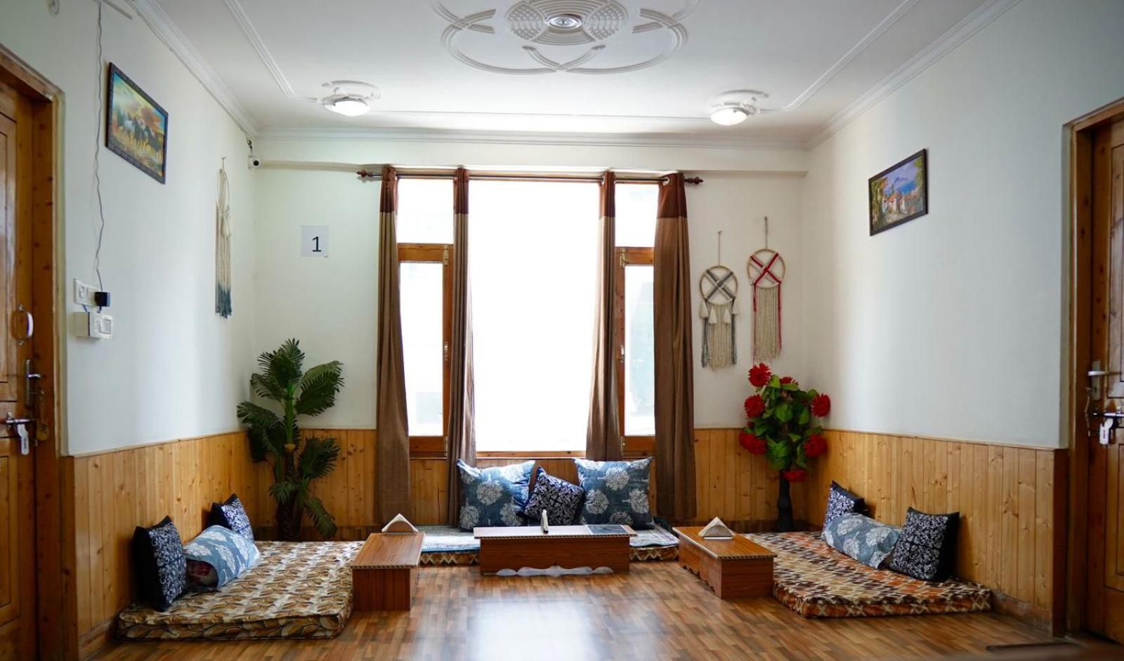 Zen Villa Manāli Exteriör bild