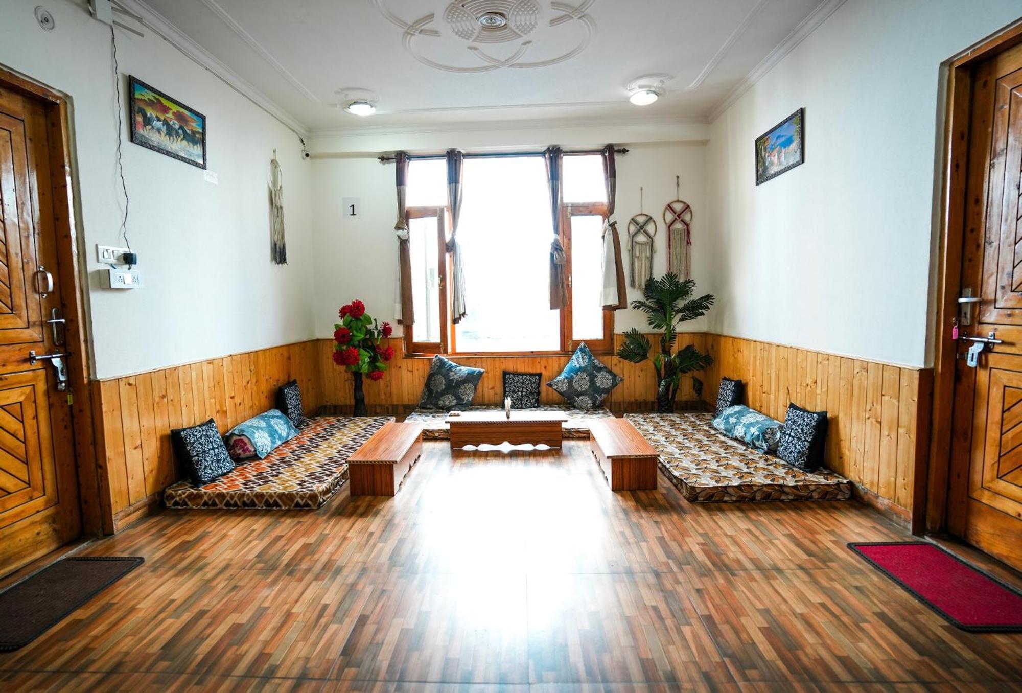 Zen Villa Manāli Exteriör bild