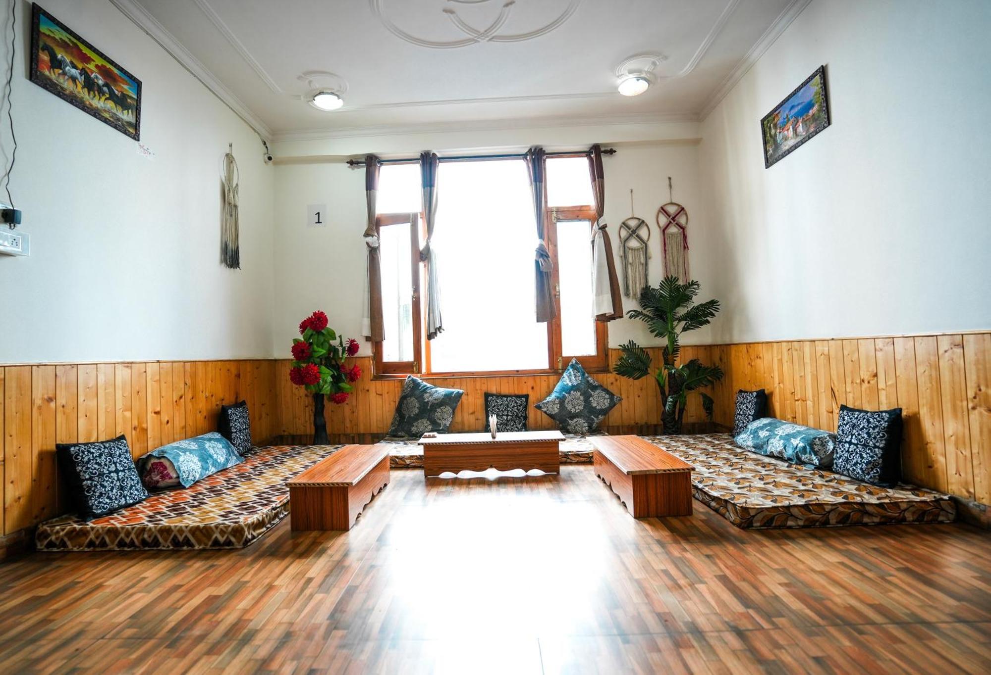 Zen Villa Manāli Exteriör bild